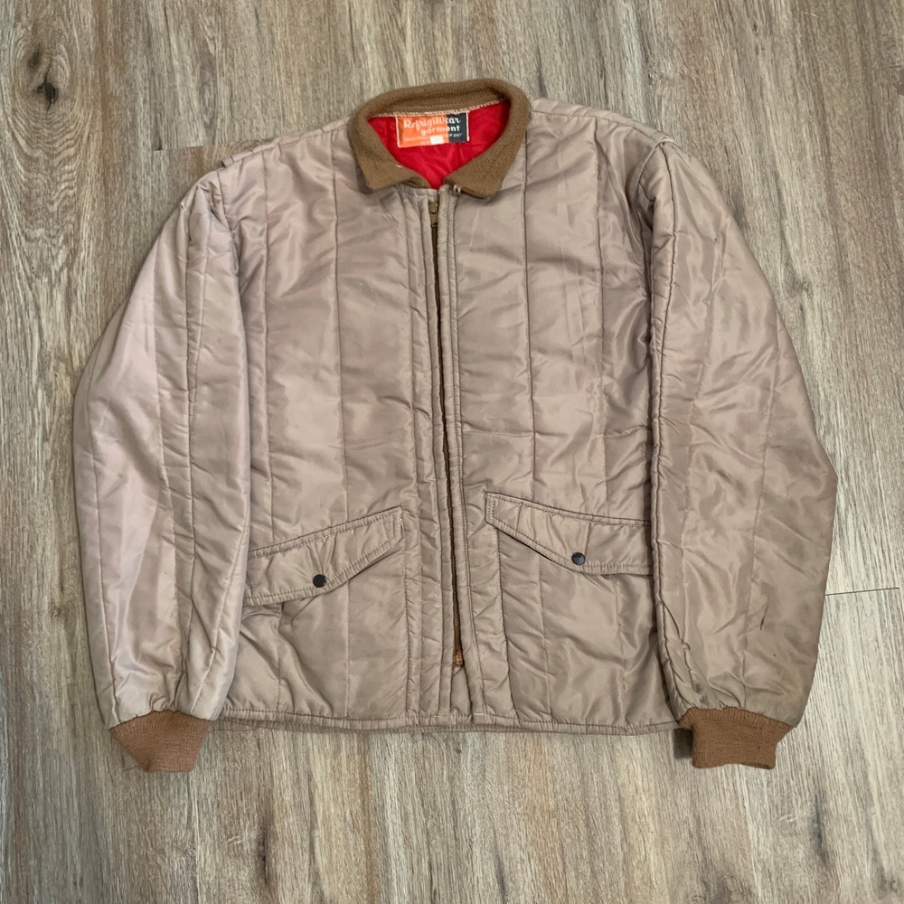 Vintage 1960s RefrigiWear quilted nylon bomber jacket in beige red - size small